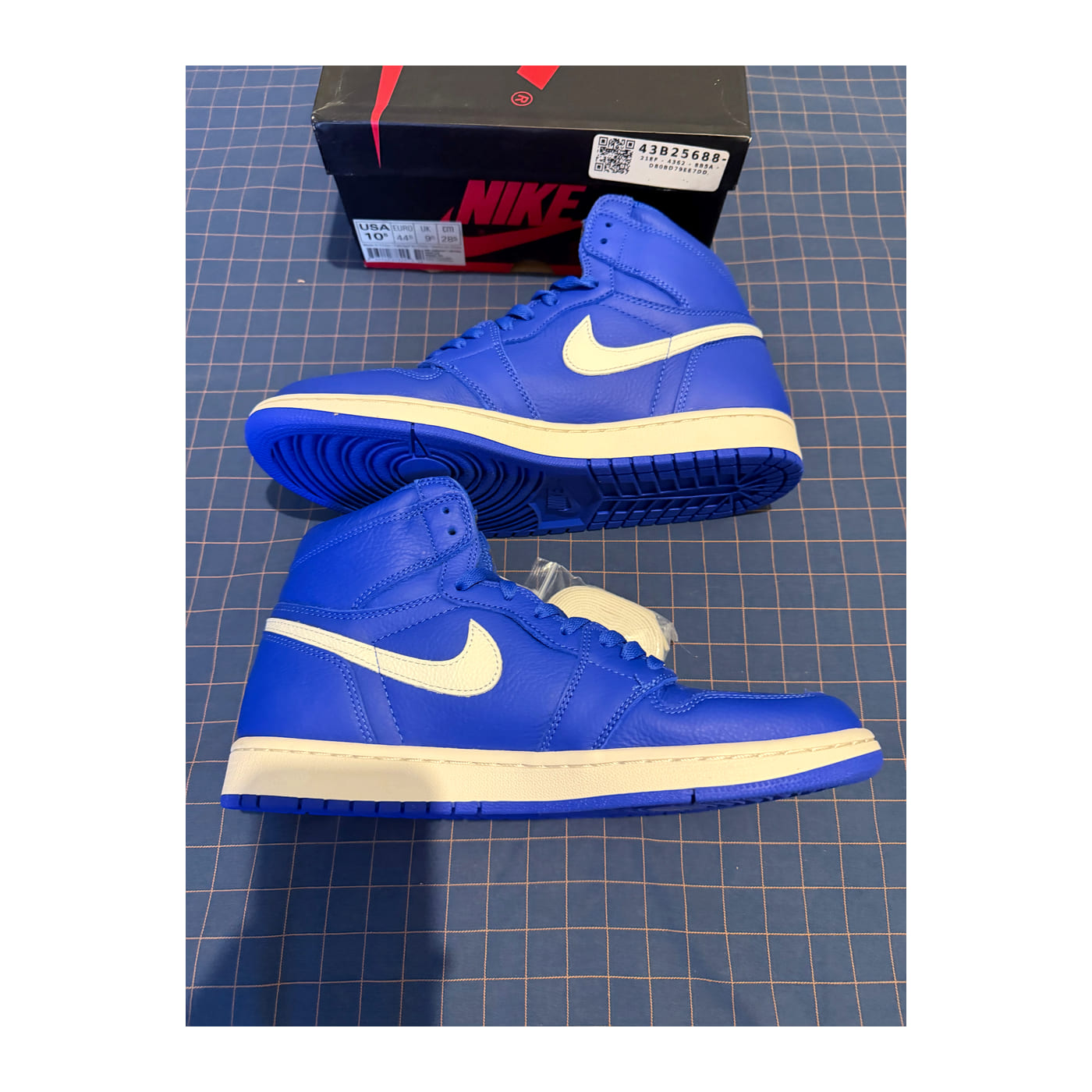Jordan 1 High Hyper Royal